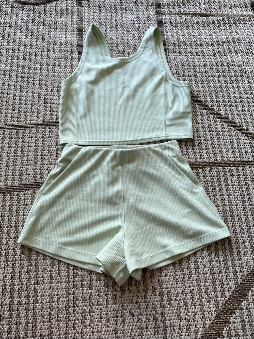 lululemon athletica Ribbed Tank ONLY - Picture 1 of 2